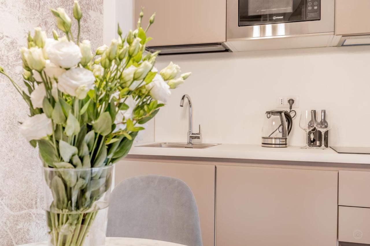 Bbhome Design Suite Apartment Over Trastevere District 로마 외부 사진