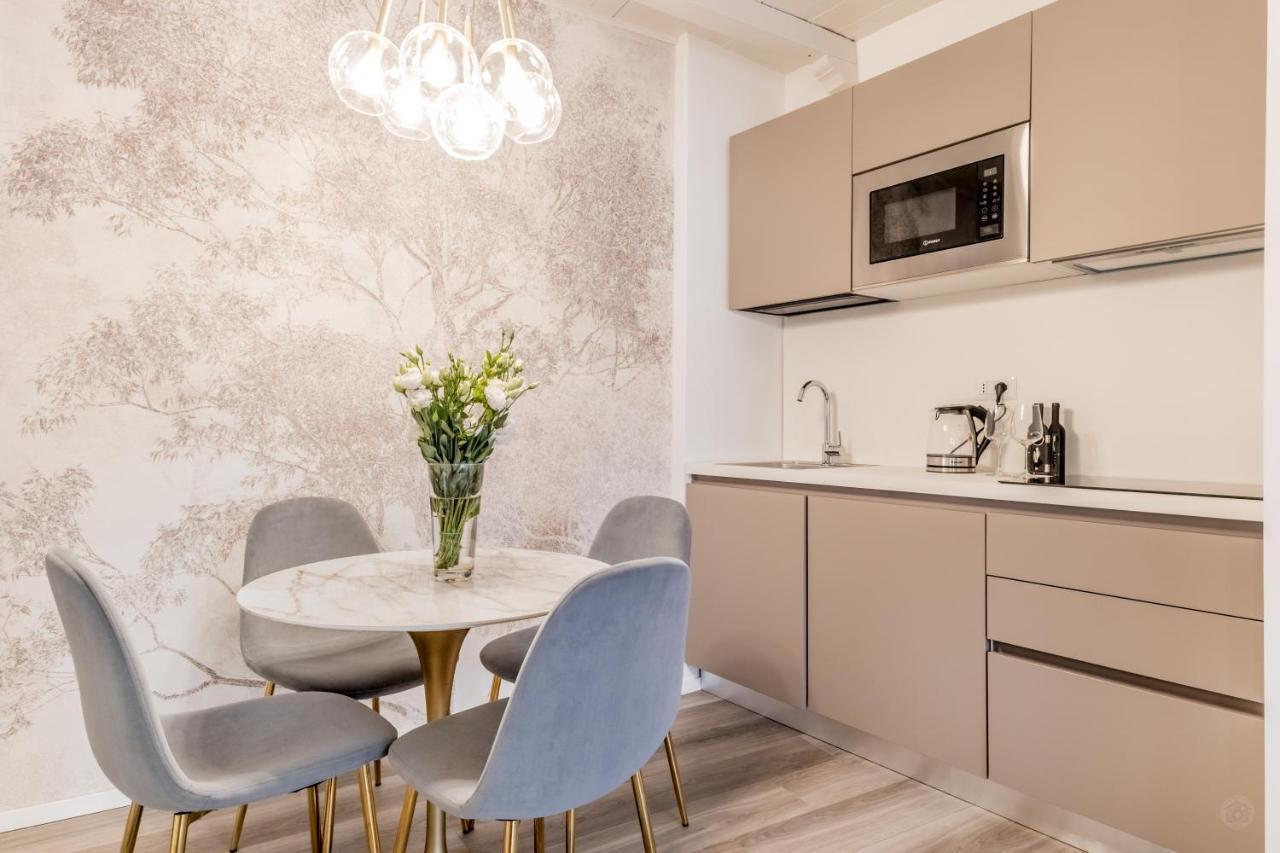 Bbhome Design Suite Apartment Over Trastevere District 로마 외부 사진